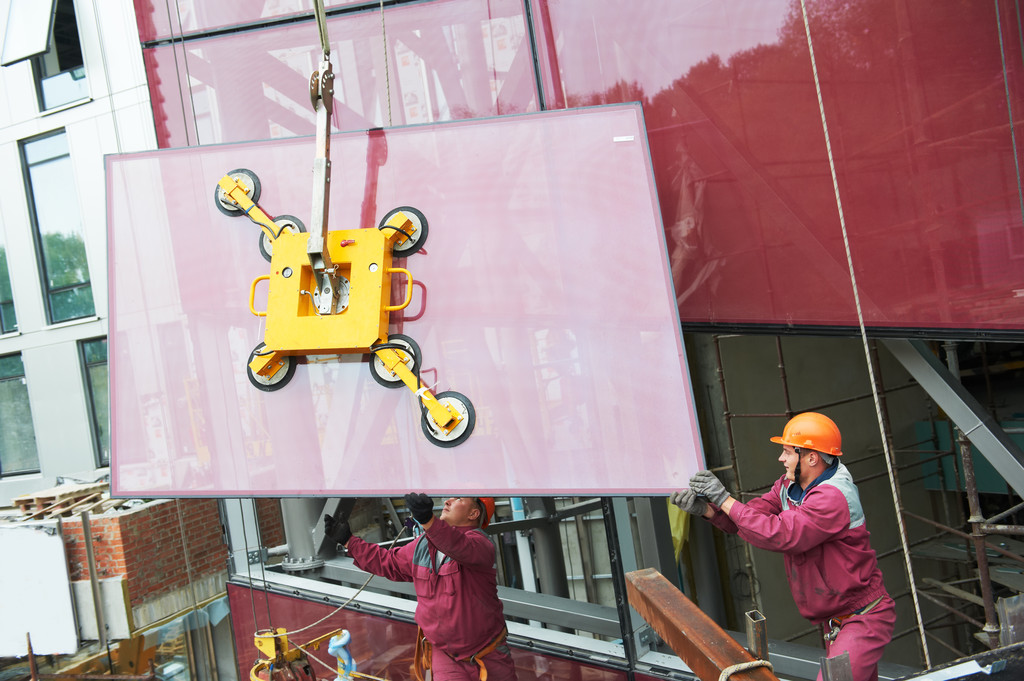 如何避免玻璃在安裝過(guò)程中破碎？